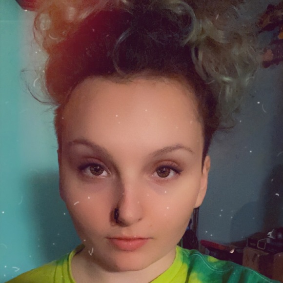 Meet your Posher, Lilly - Picture 1 of 1